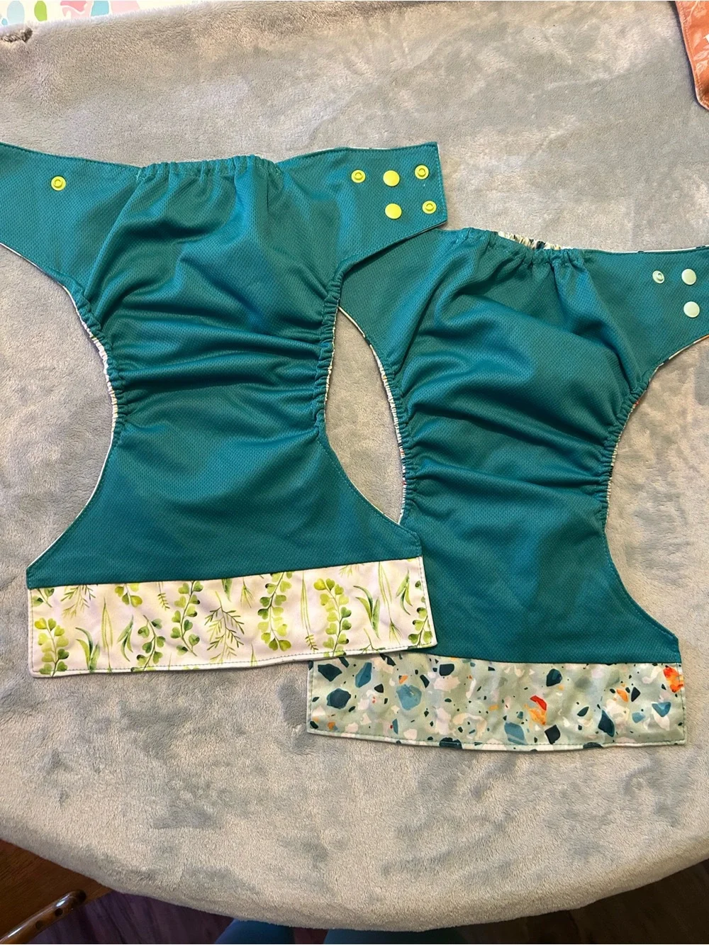 Set Two Little Hands Co cloth diapers